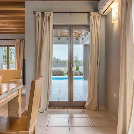 Holiday home Leonardo