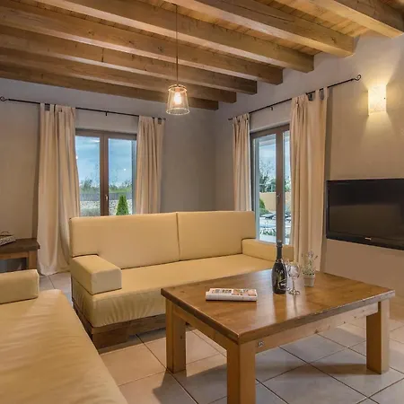 Casa de Férias Leonardo *