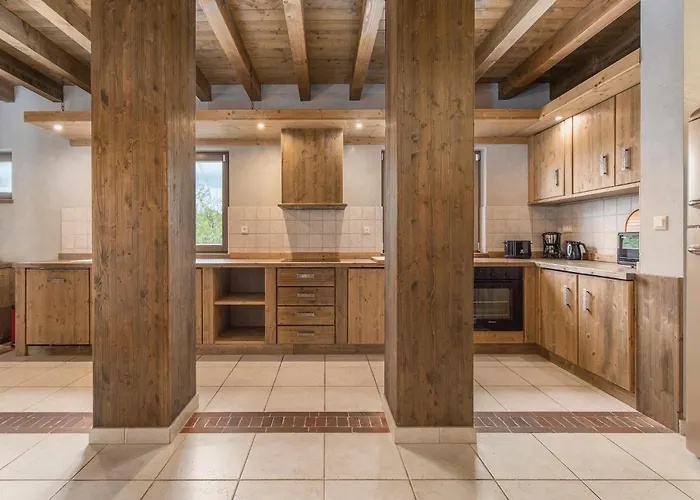Leonardo Holiday home *